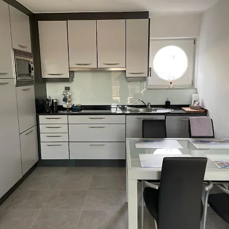 דירה Seaview Penthouse